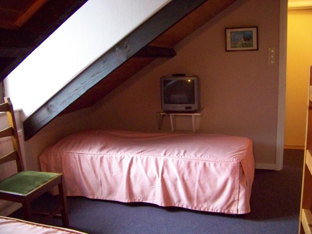 Auberge Le Vieux Moulin Буйон Стая снимка