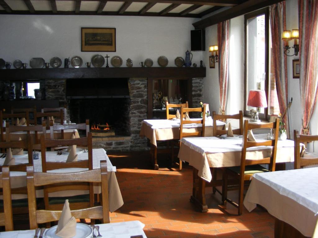 Auberge Le Vieux Moulin Буйон Екстериор снимка
